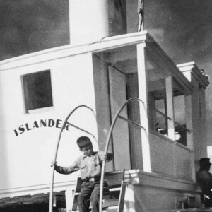 Kinzie Brothers Islander Ferry on Sanibel 2