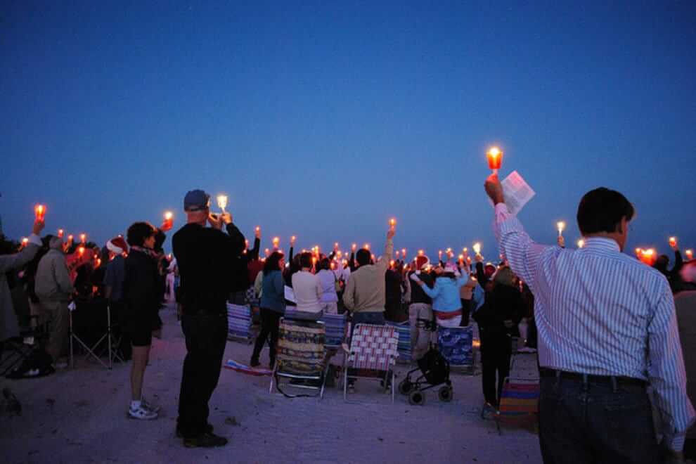 sanibel christmas beach church service